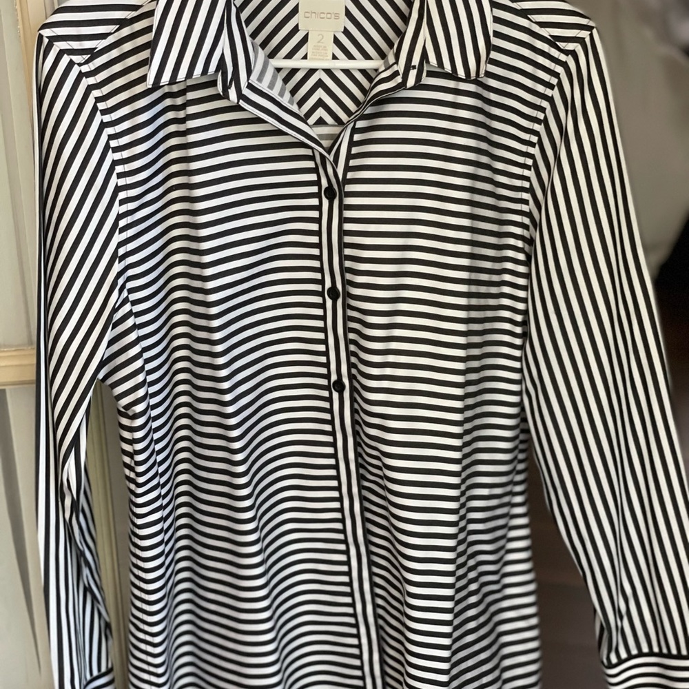 Chico’s black & White shirt